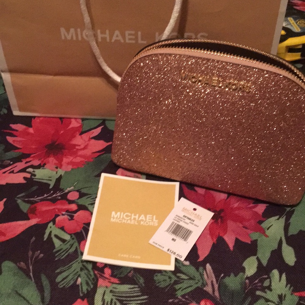 Michael Kors travel pouch - Picture 4 of 5